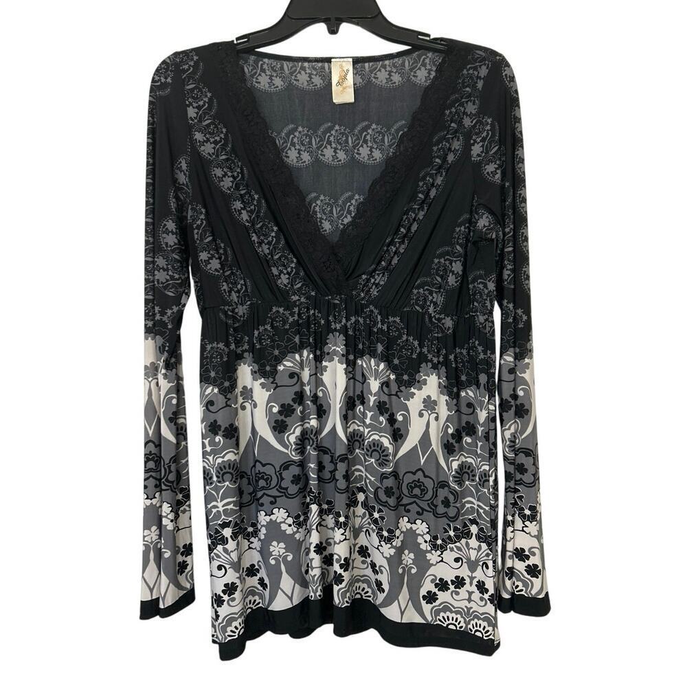 Vintage Y2K 90’S Babydoll Black & White V Neck Whimsygoth Slinky Knit Top 1X